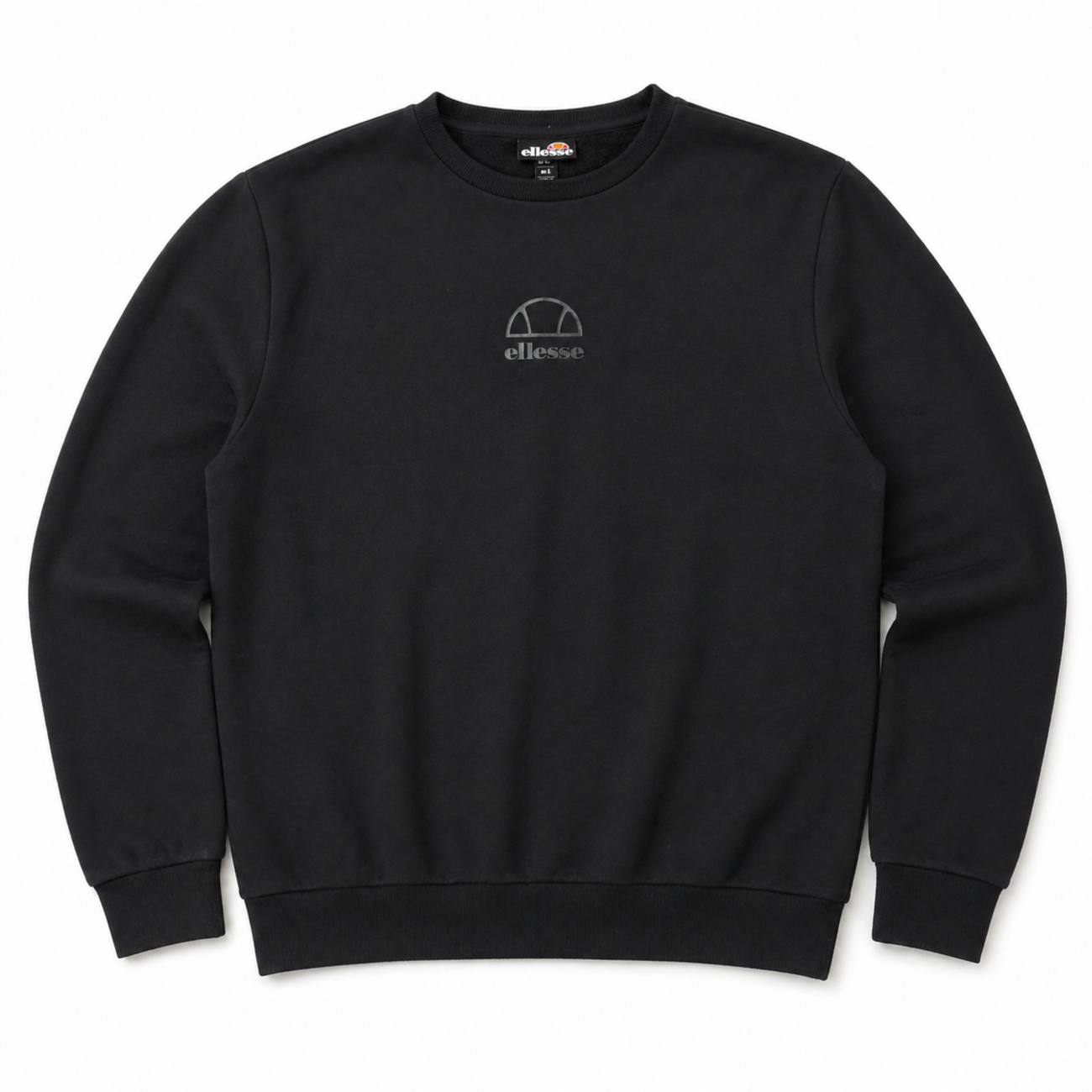 Mørkegrå Ellesse sweatshirt med rund hals og logo på brystet, lavet af blødt stof, perfekt til afslappede dage.