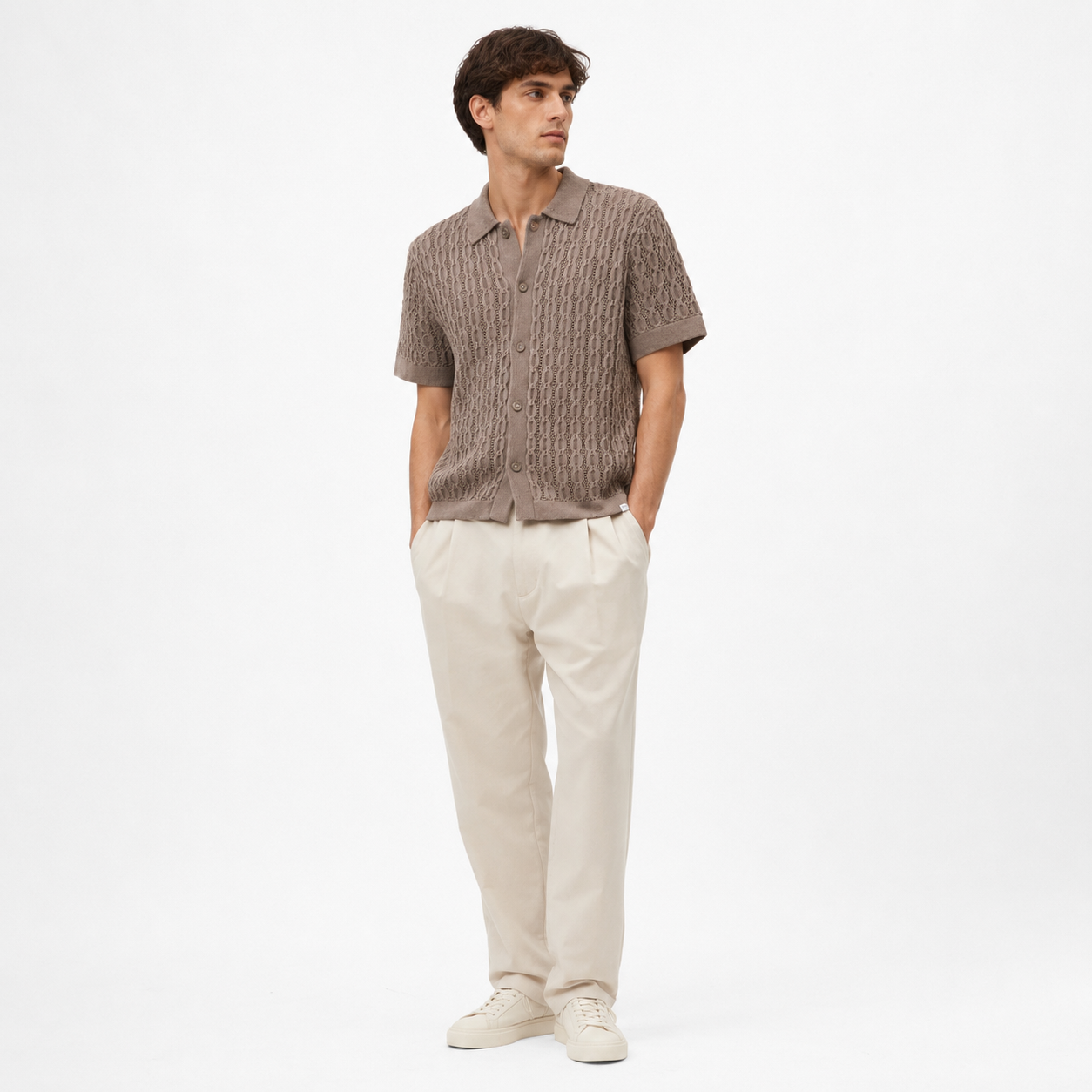 Les Deux taupe kortærmet strikpolo med rund hals og blødt stof, perfekt til afslappet stil.